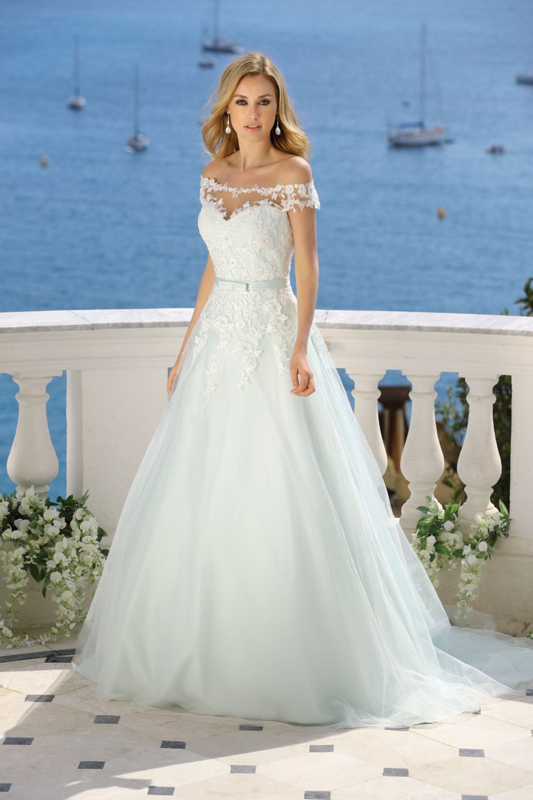 Brautkleid A-Linie- Brautkleider Amberg